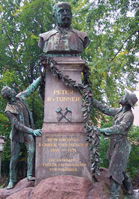 Denkmal von Peter Tunner in Leoben